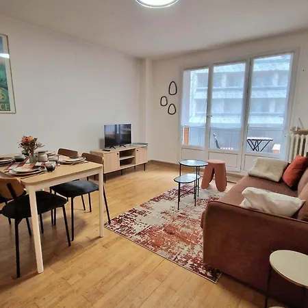 Appartamento Steps From Montmartre Charming & Spacious 2-3 Parigi